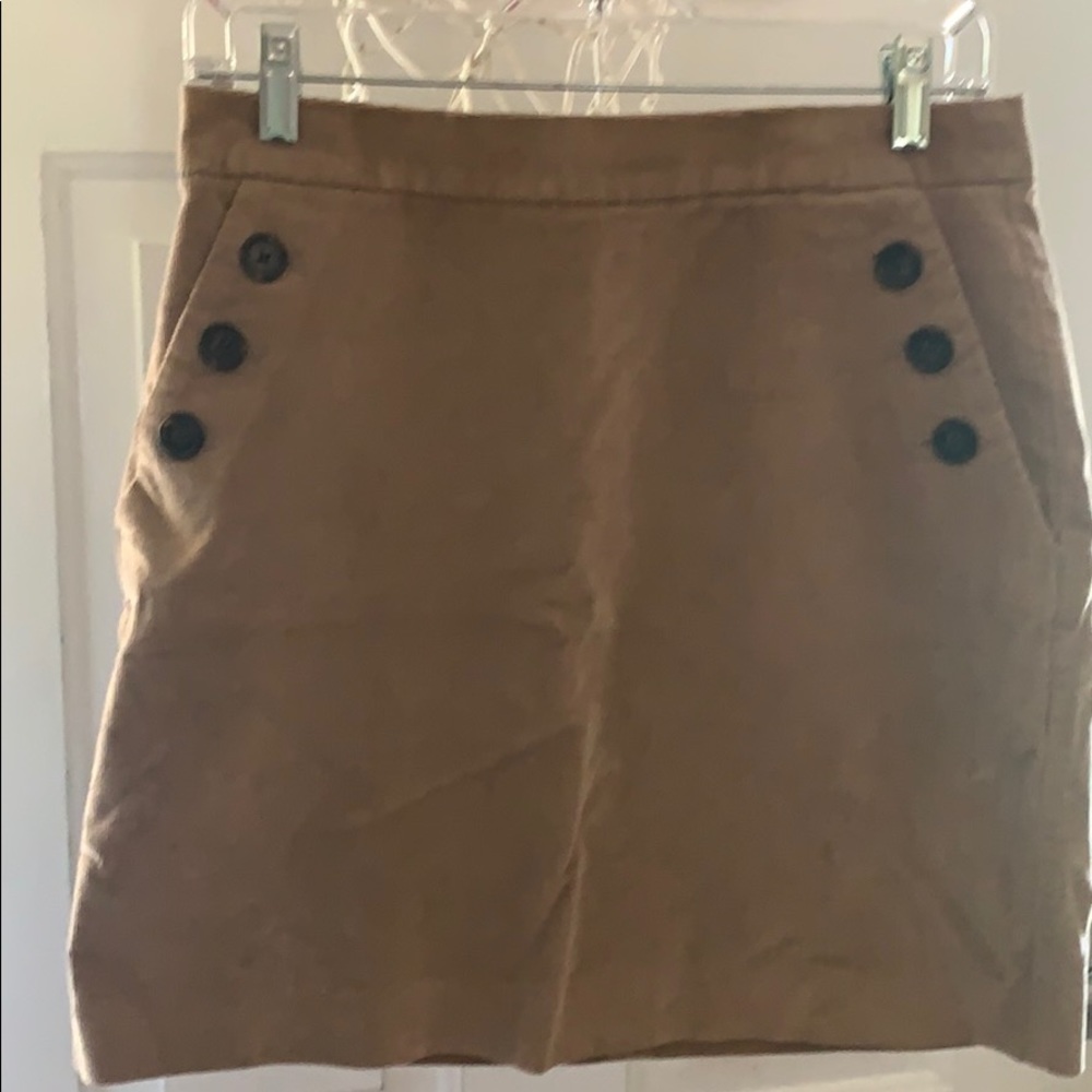 Banana Republic adorable brown corduroy skirt.